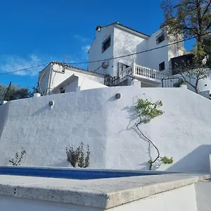 Casa Loko Bed and breakfast Coín