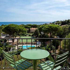 https://hotel-residence-beach.fr-provencehotel.com